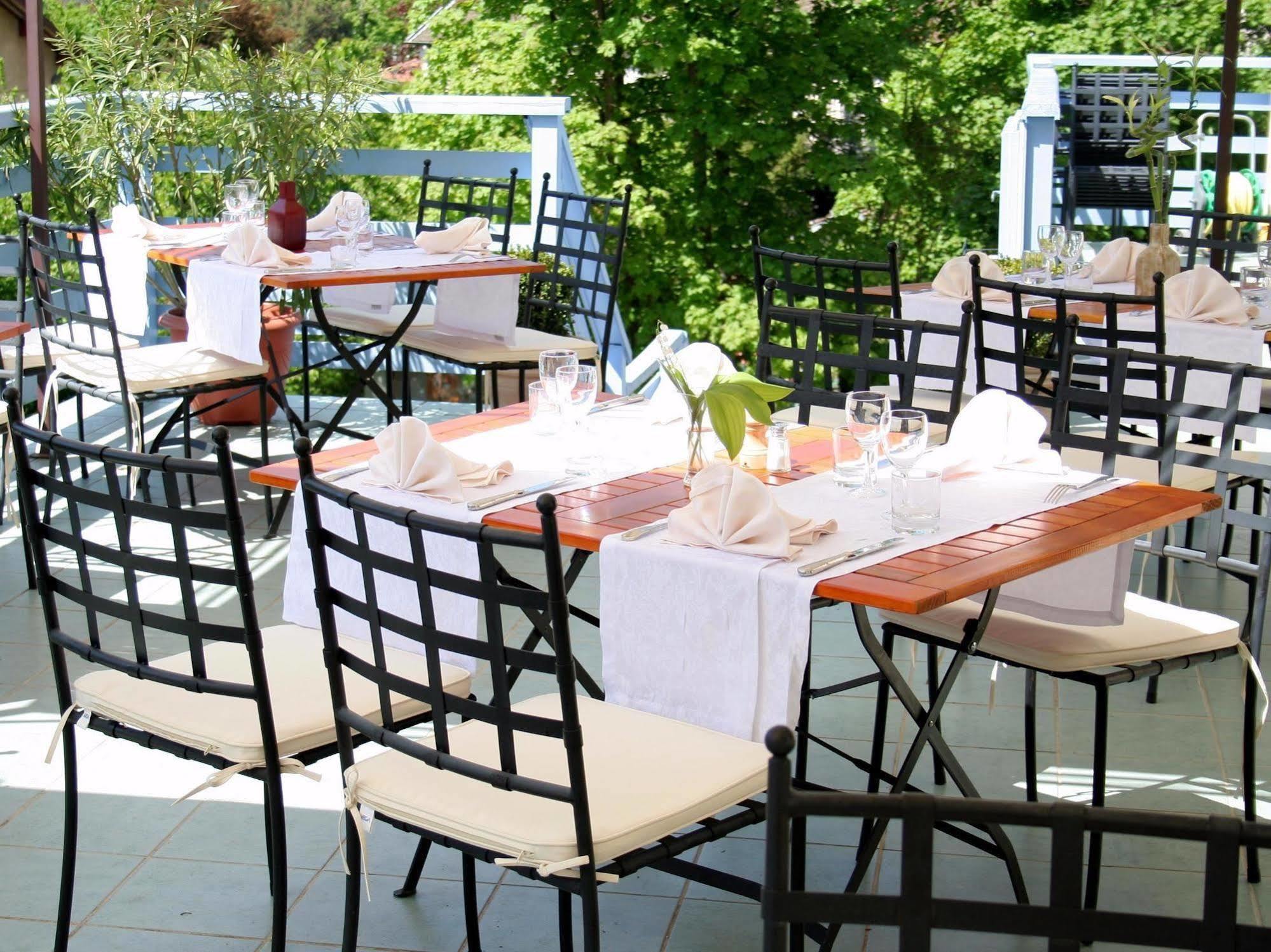 Logis Hotel Restaurant Le Castel Fleuri Saint-Jean-en-Royans Zewnętrze zdjęcie