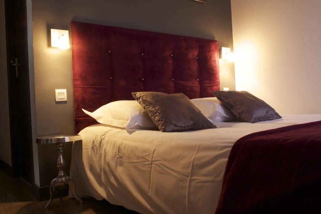 Logis Hotel Restaurant Le Castel Fleuri Saint-Jean-en-Royans Zewnętrze zdjęcie