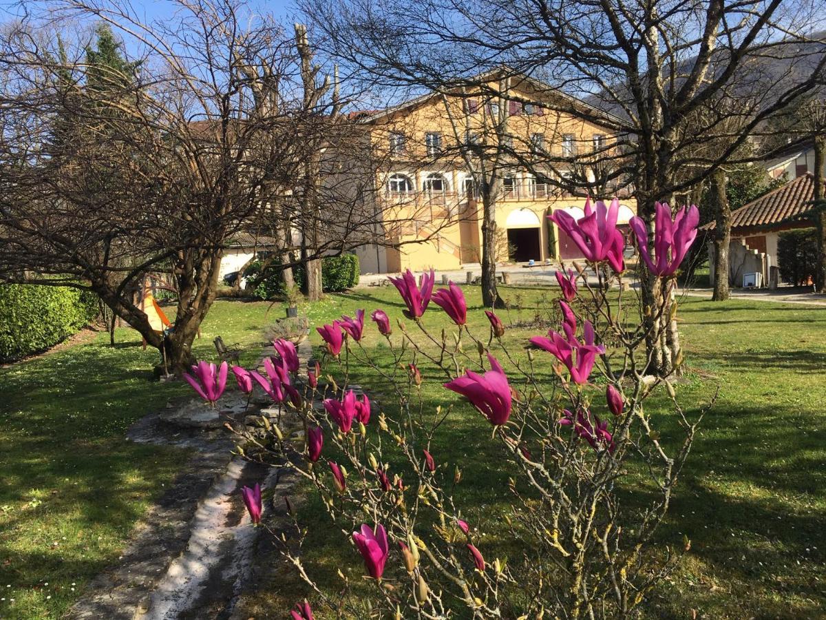 Logis Hotel Restaurant Le Castel Fleuri Saint-Jean-en-Royans Zewnętrze zdjęcie